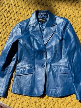Vintage Y2K Metro Style Leather Jacket Blazer Style Size 6 Women’s Retro Stylish